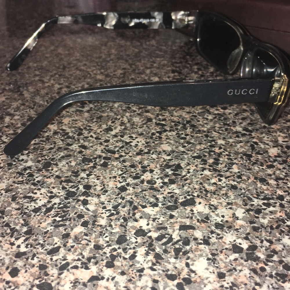 Gucci Black Sun Glasses.